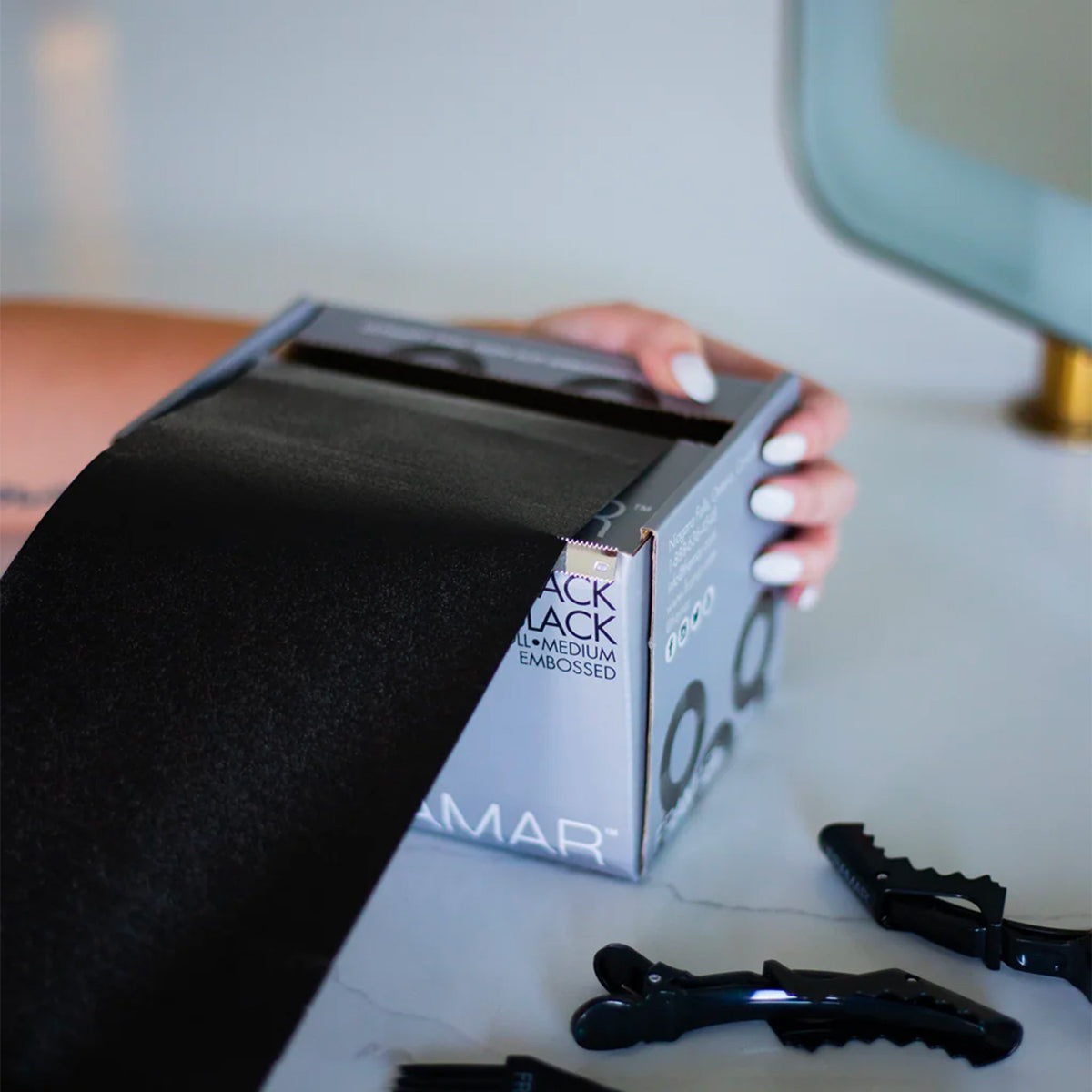 Alu Gaufré Noir 12cmx100m